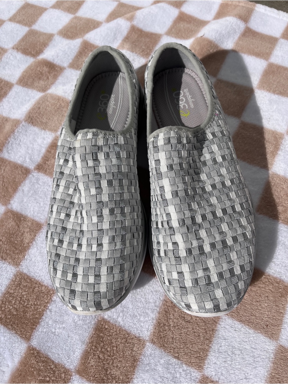 e360 Easy Spirit Women’s Slip On Shoes Size 8